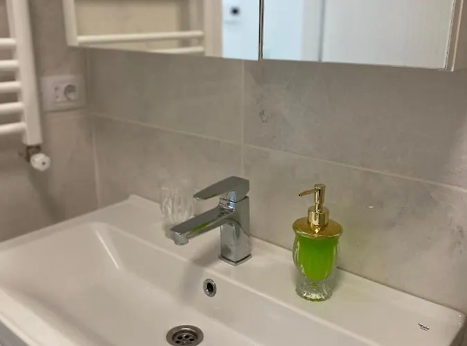 Luxury Solid Butoaie Mamaia