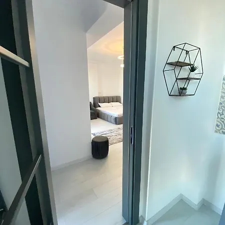 Luxury Solid Butoaie Mamaia