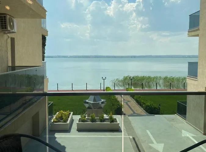 Apartment Luxury Solid Butoaie Mamaia