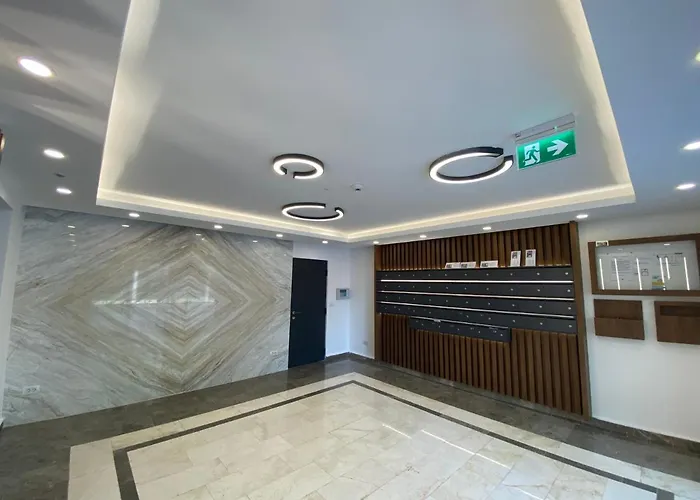 Luxury Solid Butoaie Lejlighed